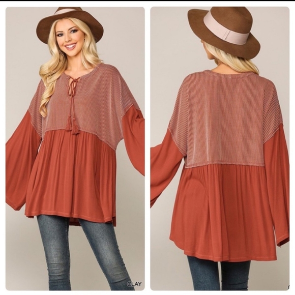 ***SOLD***CLAY BELL SLEEVES TOP - Picture 2 of 6